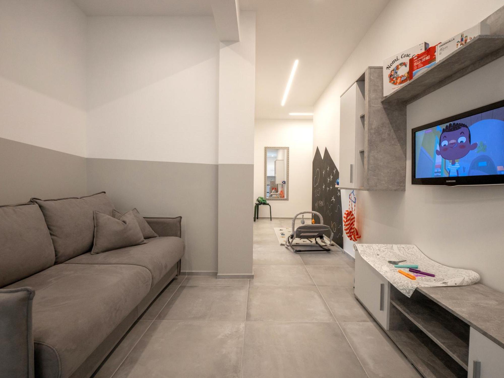 Babyaccomodation Family Bright Pietra Ligure Exterior photo